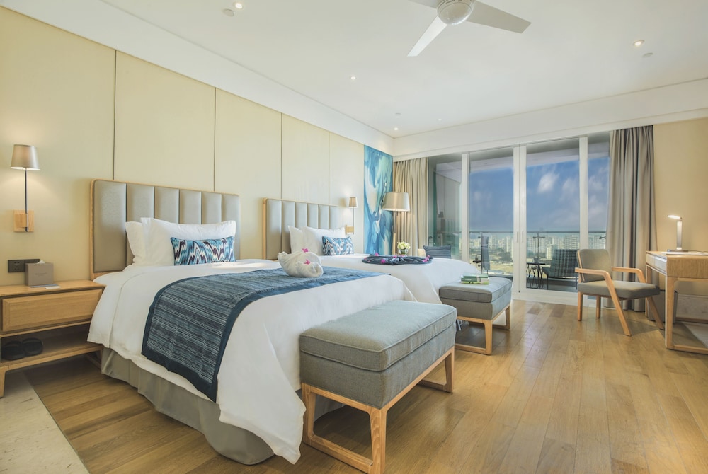 Deluxe Ocean View Twin Room photo 2