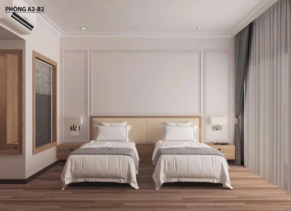 Deluxe Double Room Single Use, 1 Bedroom, Non Smoking, Lake View - Photo 1