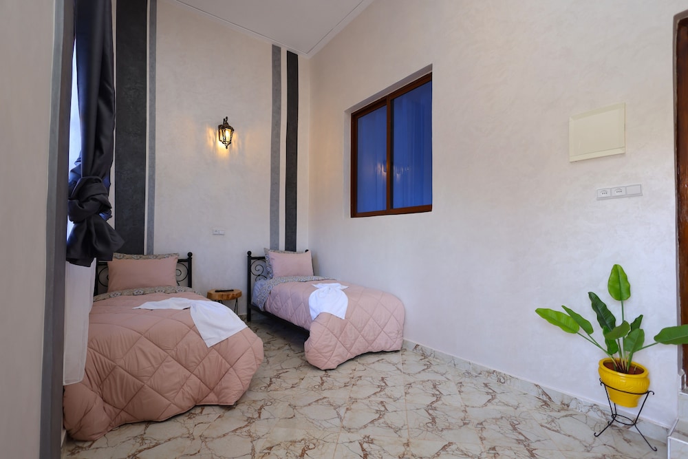 Suite, Mountain View photo 2