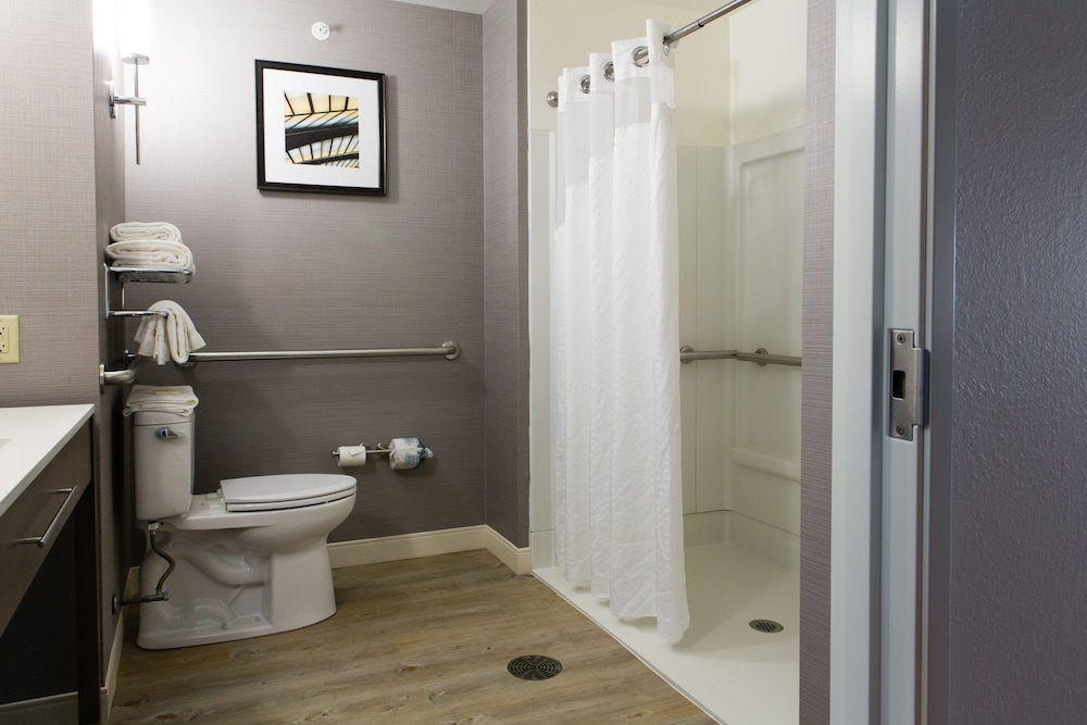 Suite, 1 Double Bed (Additional Living Area) - Photo 3