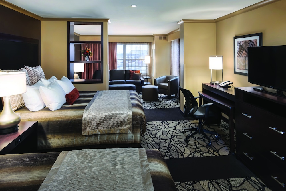 Junior Suite, 2 Queen Beds