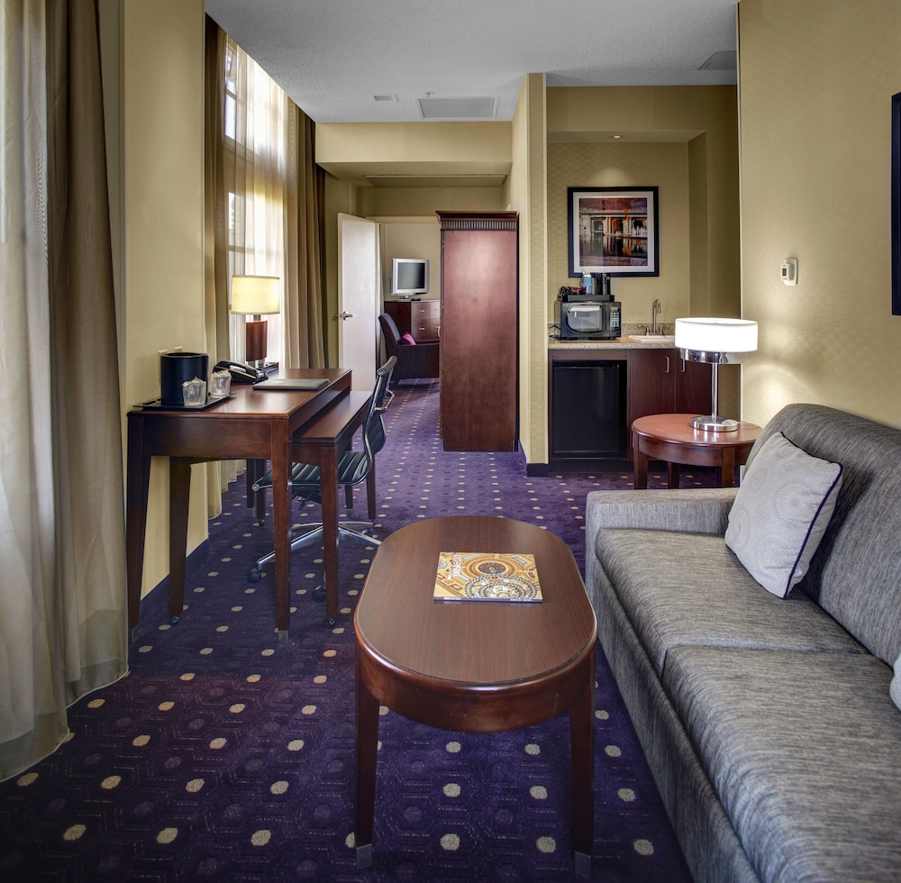 Suite, 1 Bedroom (Hearing Accessible) photo 3