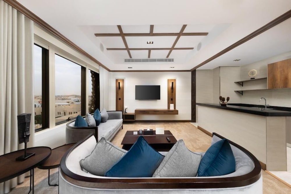 Presidential Suite thumbnail 5