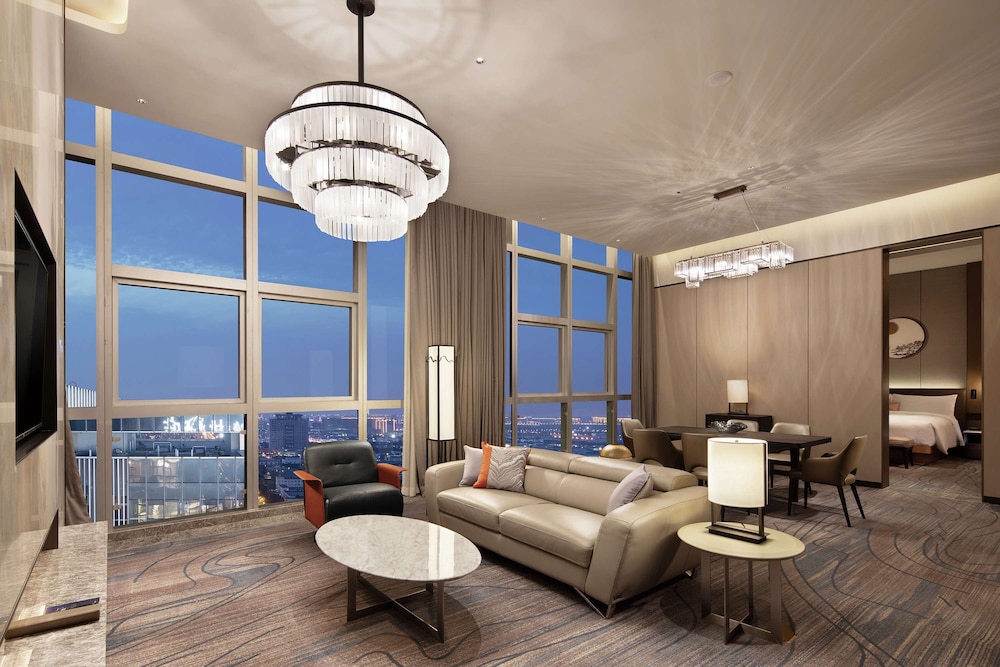 King One Bed Executive Suite