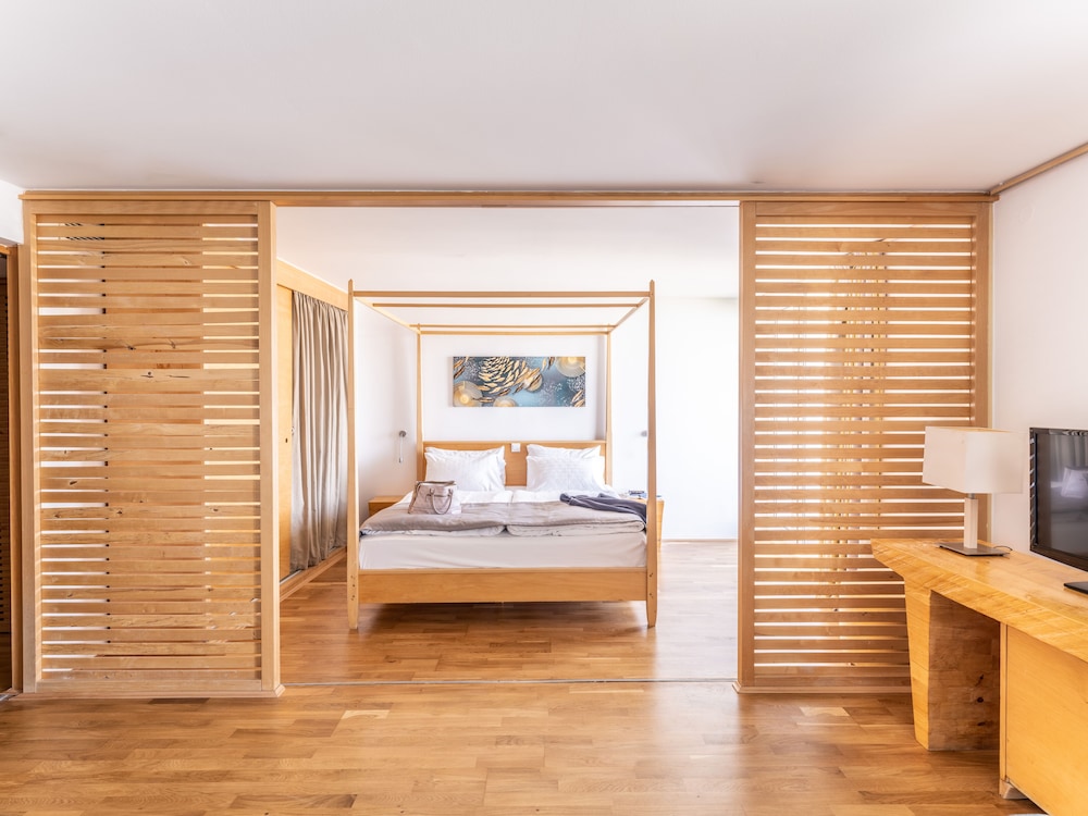 Deluxe Suite, 2 Bedrooms, 2 bedrooms, 1 living room