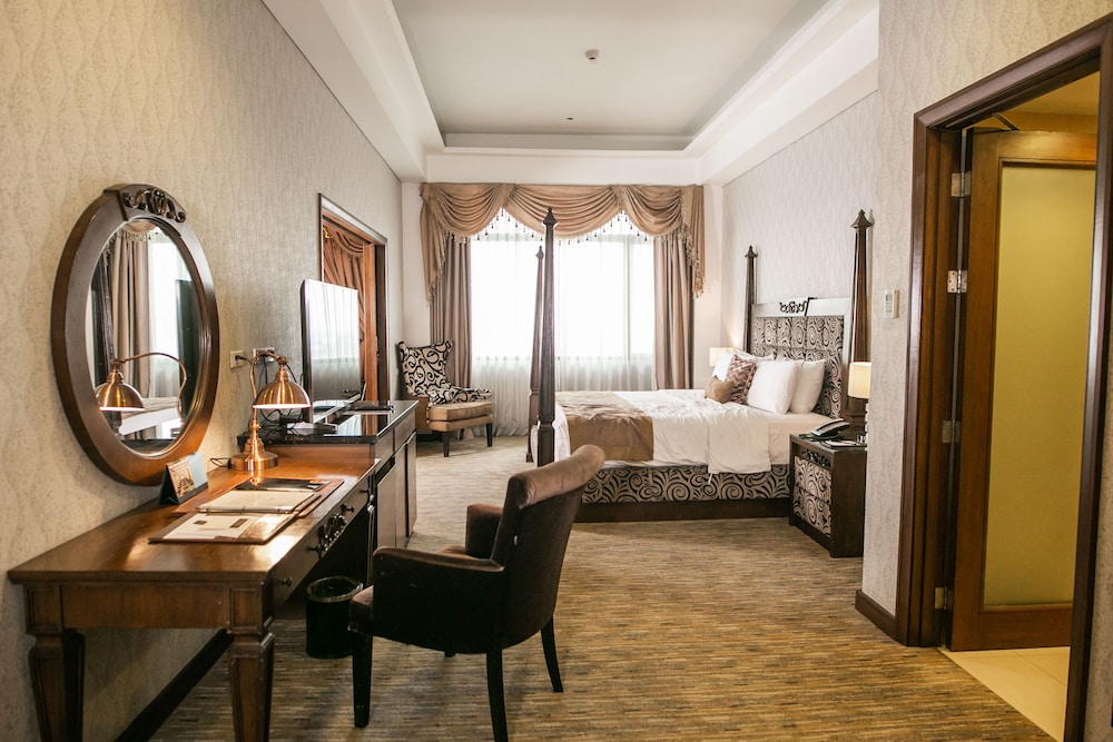 LUXENT SUITE photo 3