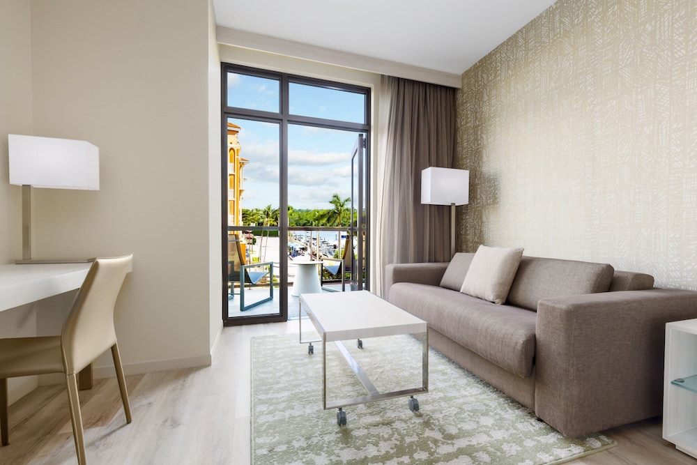 Room, 1 King Bed with Sofa bed, Balcony (Hearing Accessible) - Photo 5