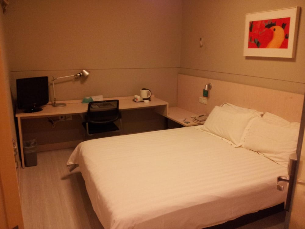 Standard Room - Photo 35
