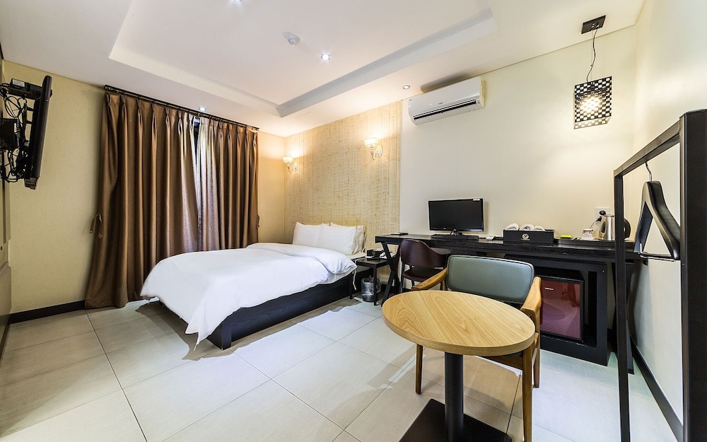 Room (Standard room) - Photo 4