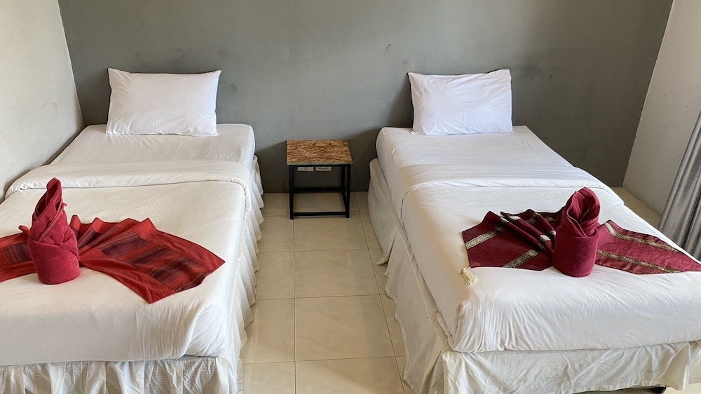 Standard Twin Room - Photo 2