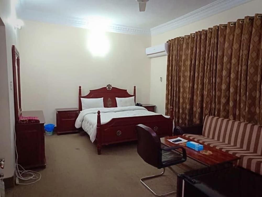 Standard Double Room photo 2