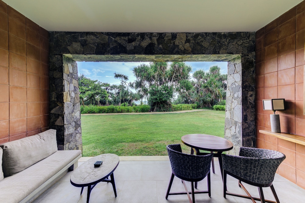 Luxury Sea Front Garden Terrace Twin - Photo 7