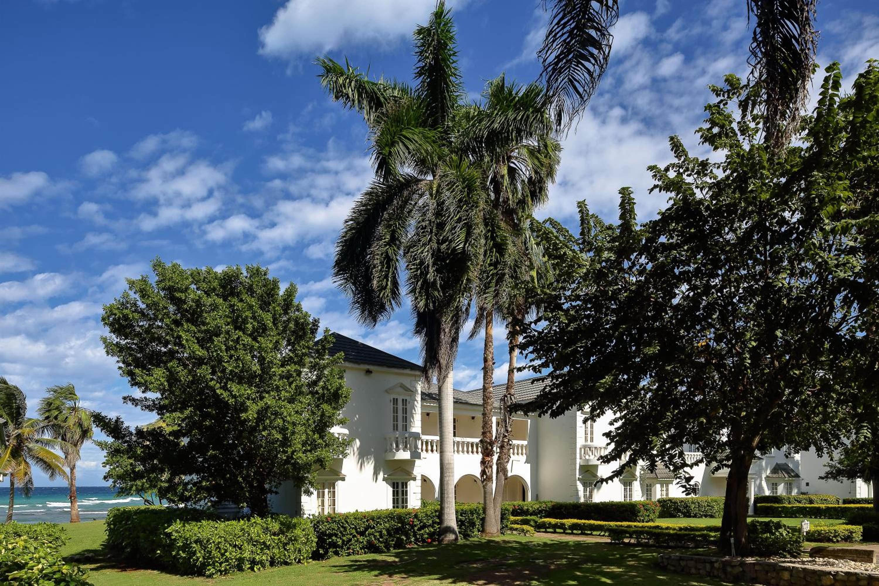 Seven Bedroom Garden View Villa  - Photo 1