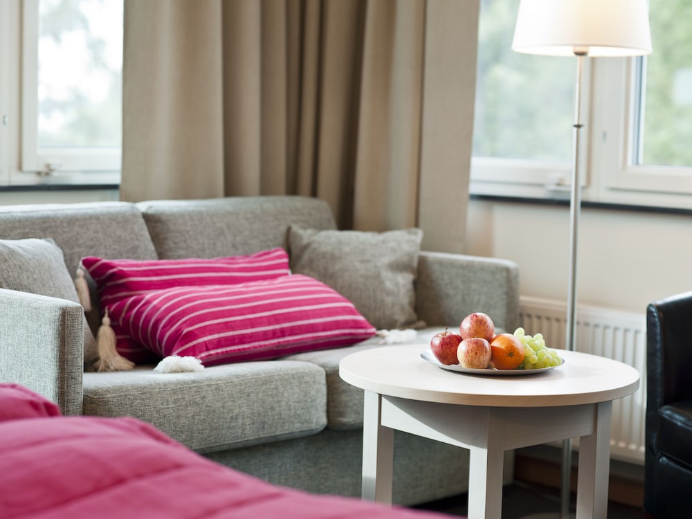 Superior Double Room, Partial Lake View photo 3