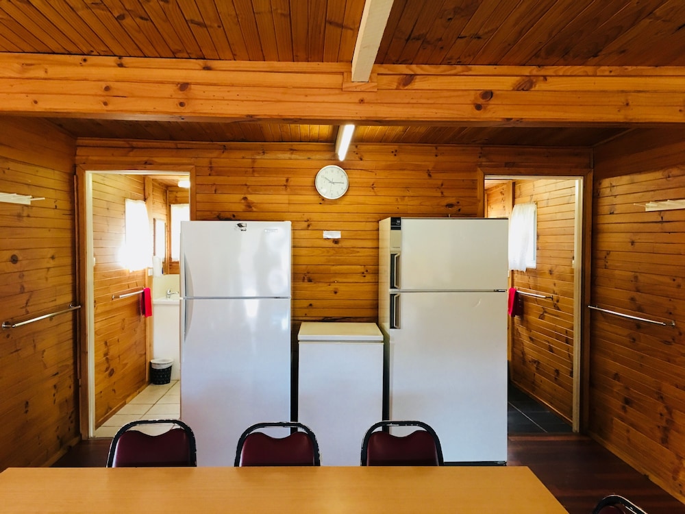 Panoramic Cabin, 4 Bedrooms, 2 Bathrooms, Lake View photo 3