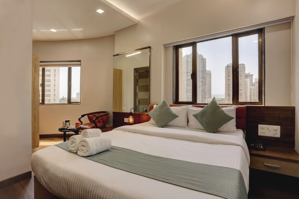 Deluxe Room - Photo 9