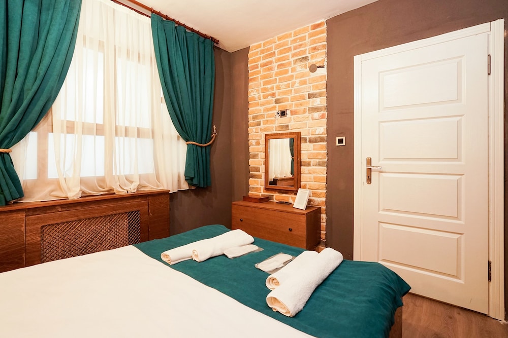 Suite, 1 Bedroom photo 2