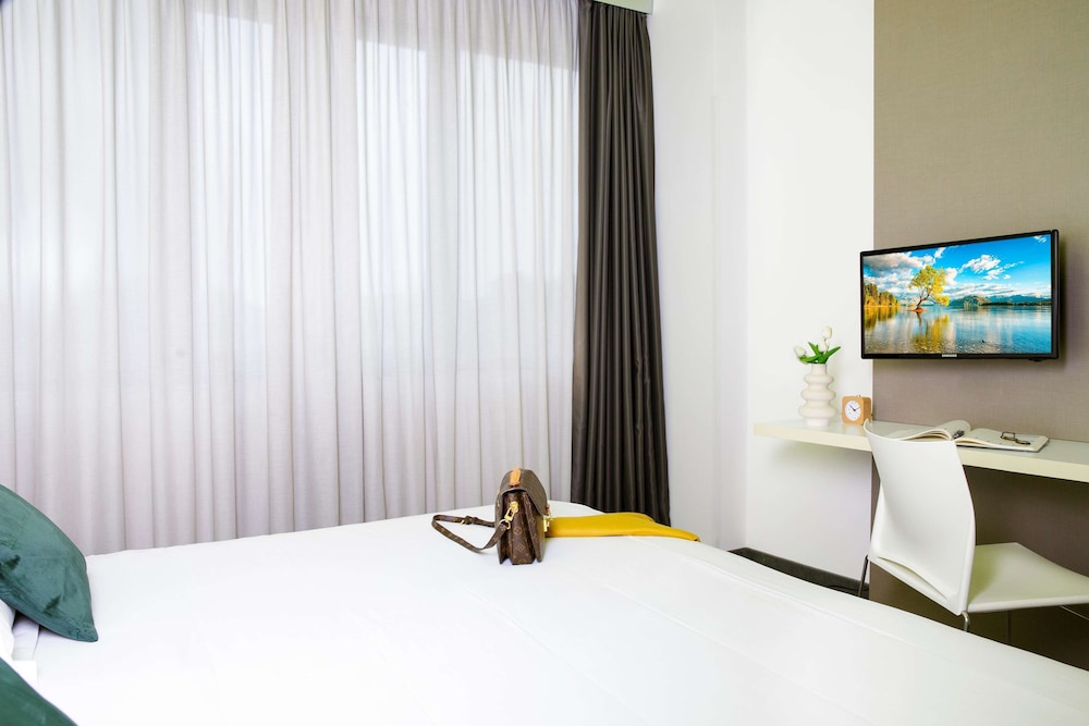 Comfort Room photo 2