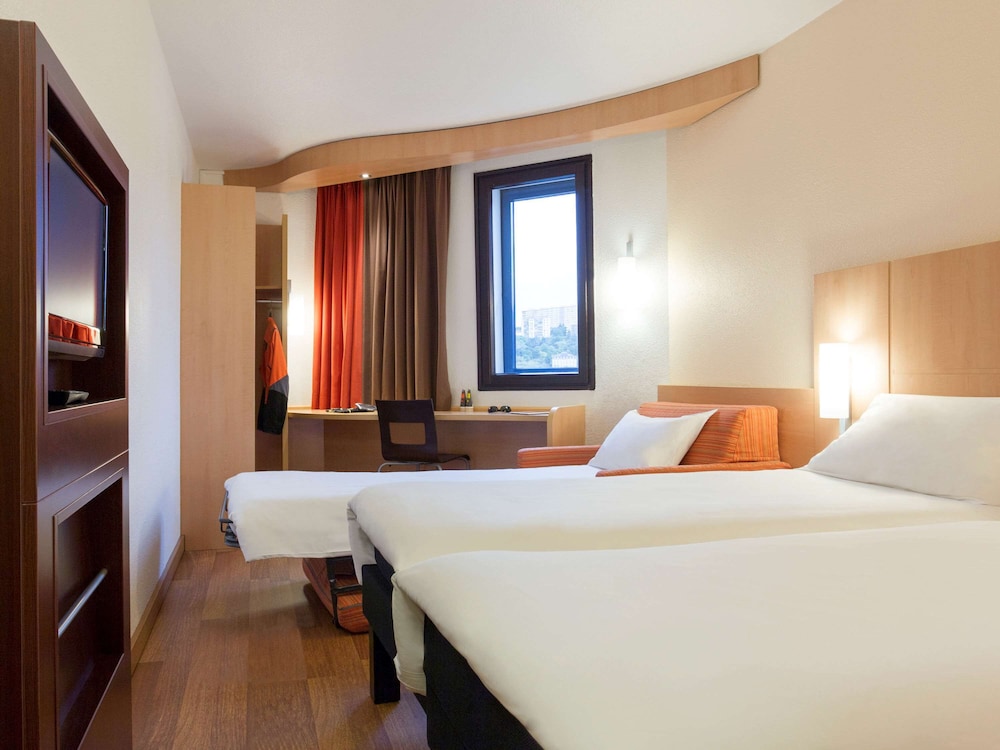 Superior Room, 1 Double Bed with Sofa bed photo 1