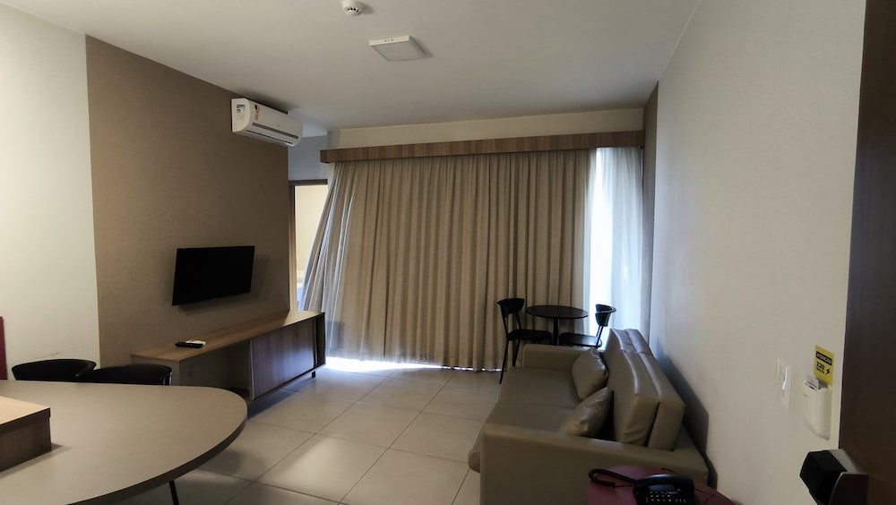Family Room - Photo 8