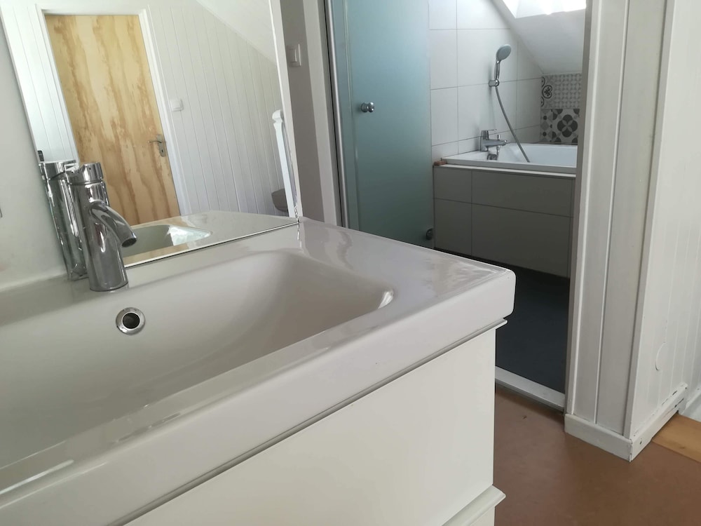 Comfort Double Room, Non Smoking, Mountain View photo 3