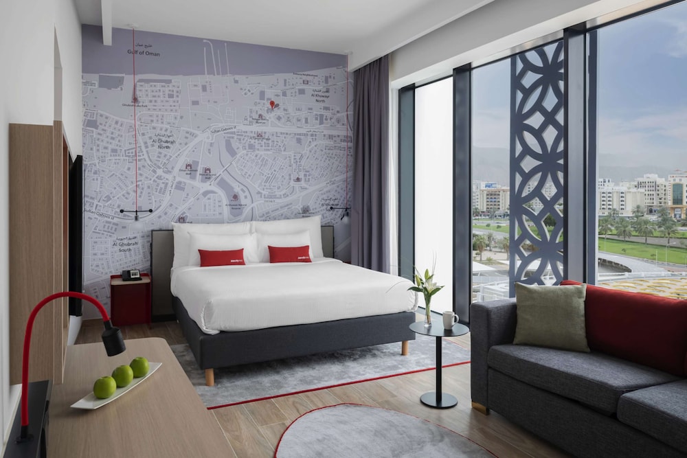 Business Suite - Photo 6