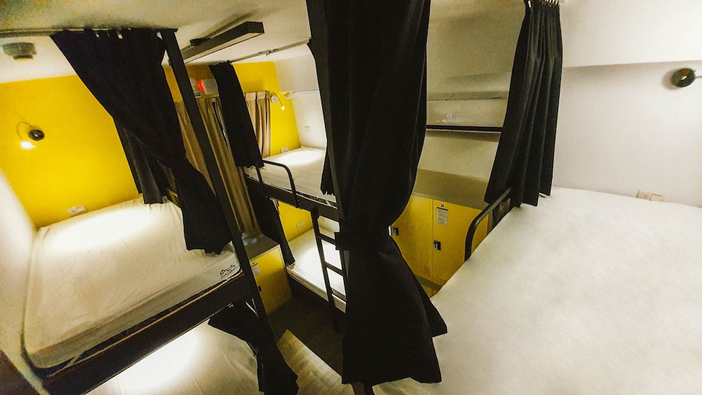 Standard Shared Dormitory (6 People, No Amenities) photo 2