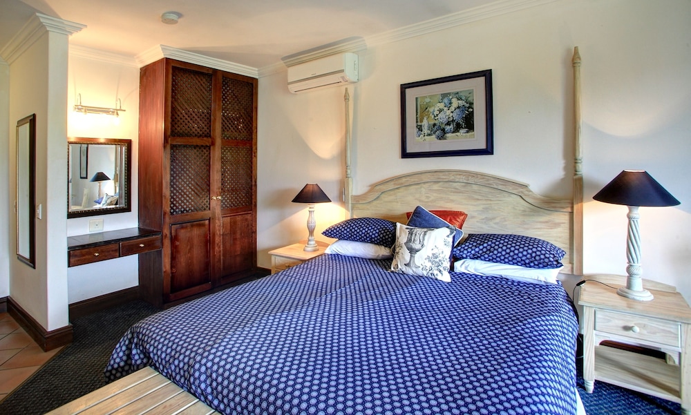Deluxe Room - Photo 1