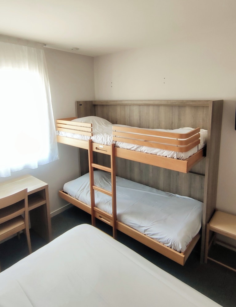 Quadruple Room photo 2