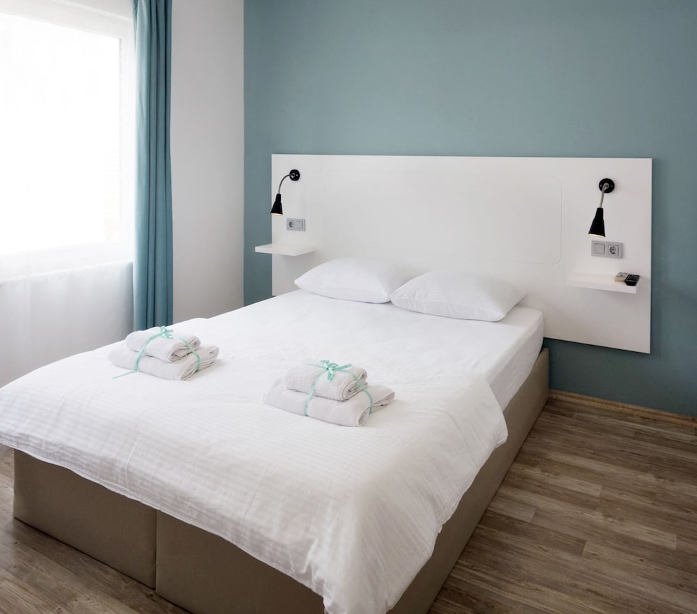 Standard Double or Twin Room photo 2