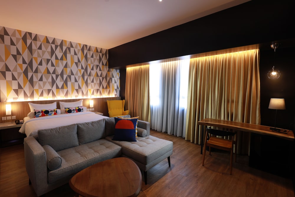 Junior Suite, 1 Double Bed - Photo 1
