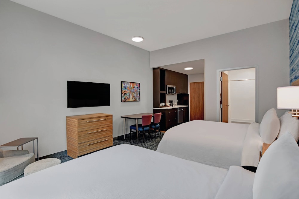 Studio, 2 Queen Beds - Photo 2