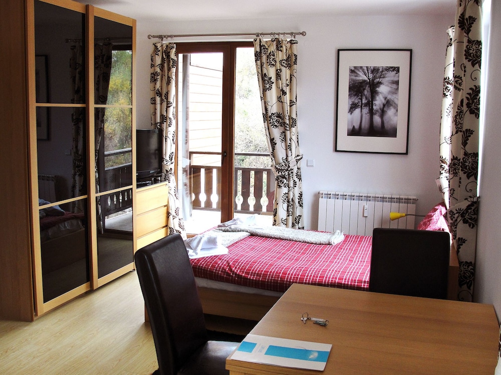 Studio, Kitchen (Free Sauna, Steambath & Jacuzzi) photo 3