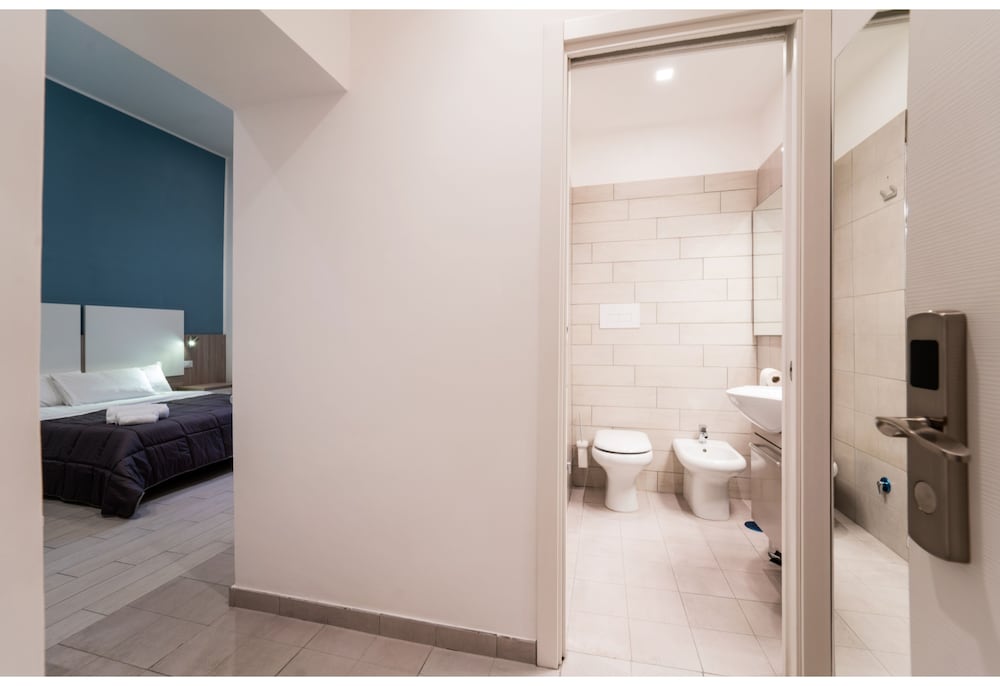 Grand Double Room, Courtyard View photo 2