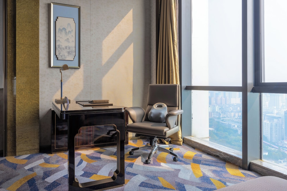 Premier Twin Room