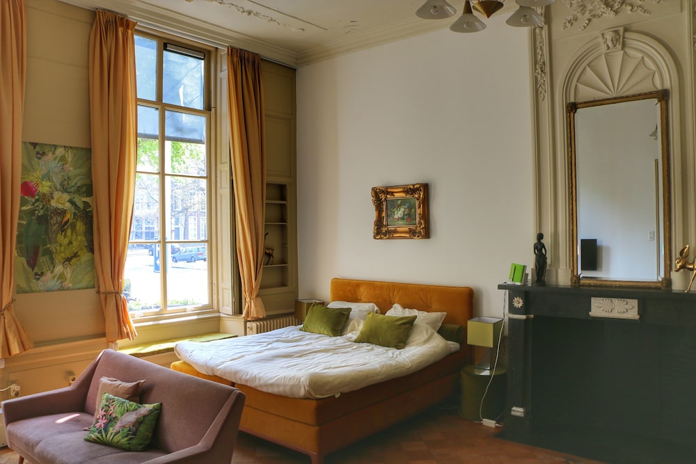 Deluxe Suite, 1 Queen Bed, City View photo 1