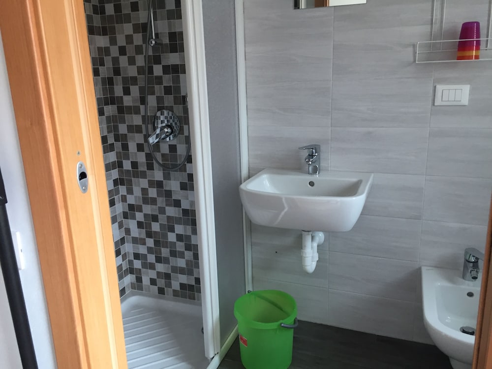Shared Dormitory, Mixed Dorm, Shared Bathroom, Garden View photo 3