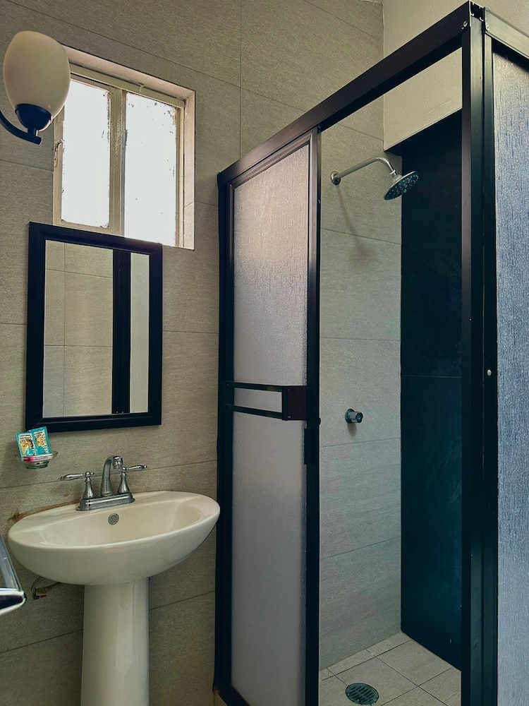 Standard Single Room photo 3