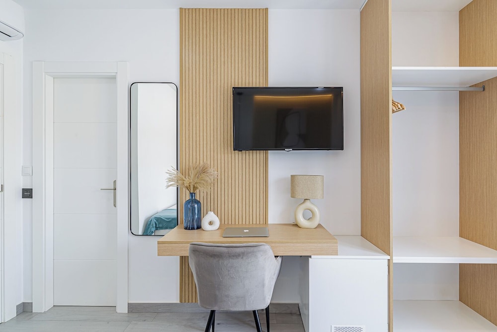 Superior Triple Room, Terrace photo 3