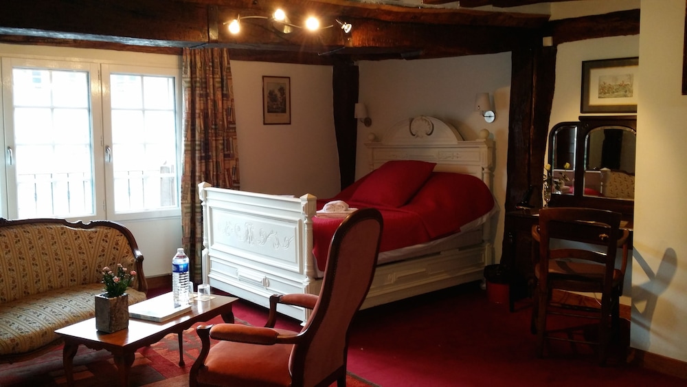 Deluxe Double Room, City View (Holloway'S)