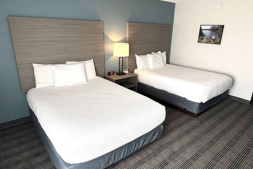 Room, 2 Queen Beds, Non Smoking - Photo 2