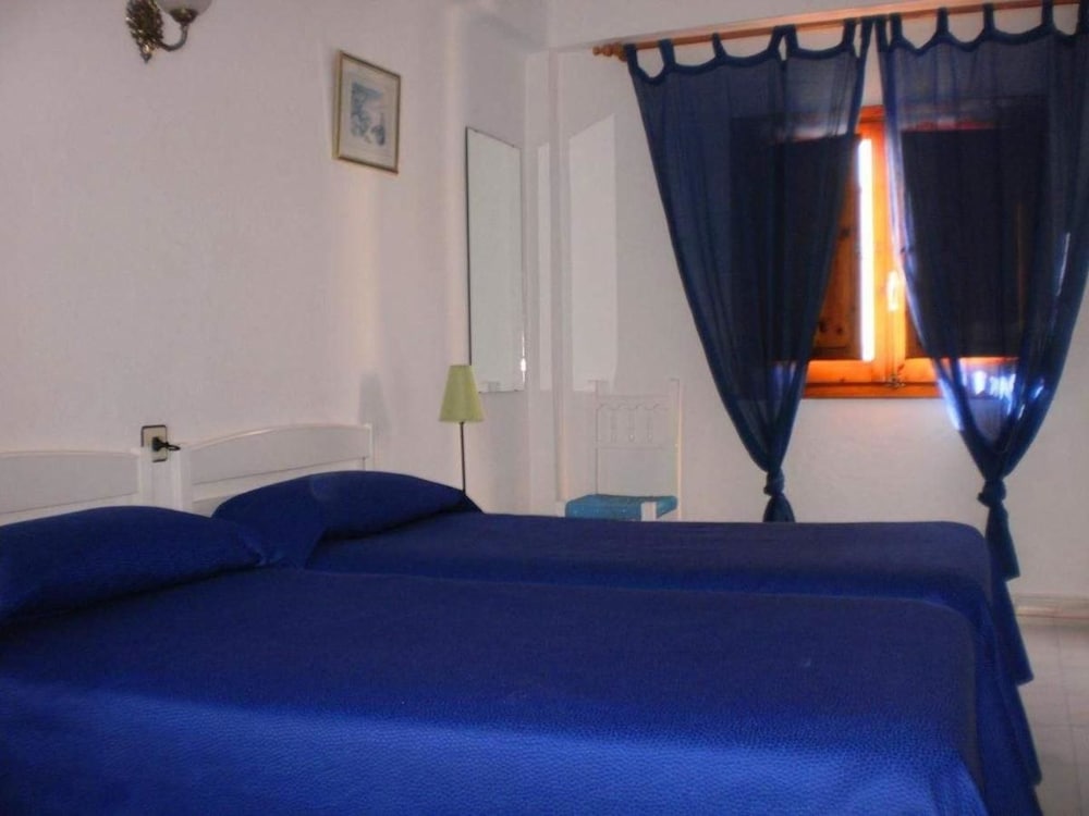 Basic Double Room photo 2