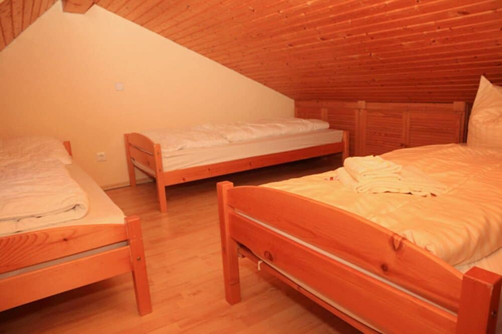 Standard Triple Room, Valley View photo 1