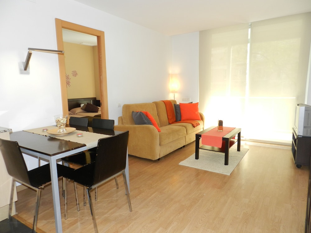 Apartamento de 1 dormitorio con terraza