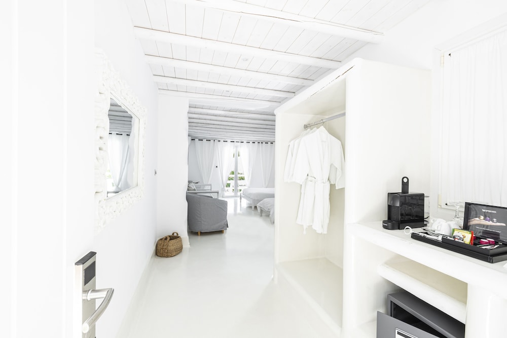 Triple Room - Photo 3