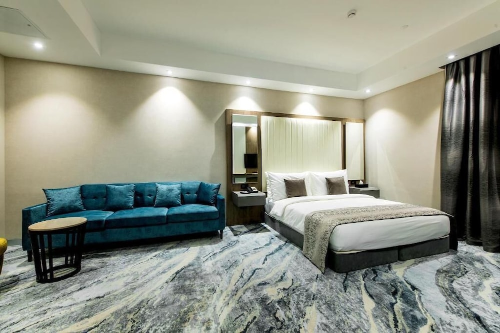 Junior Suite - Photo 2