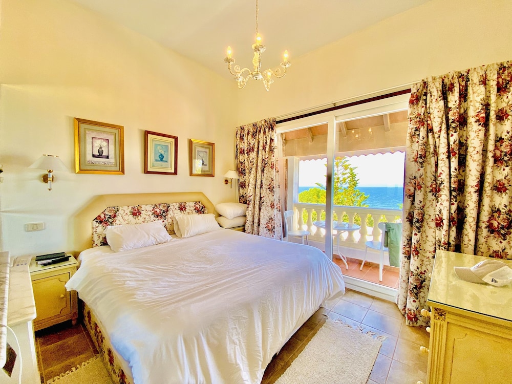 Basic Studio Suite, 1 Bedroom, Sea View photo 2