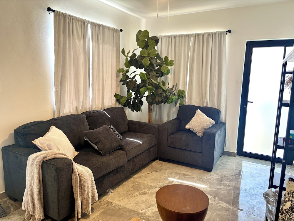 Design Quadruple Room