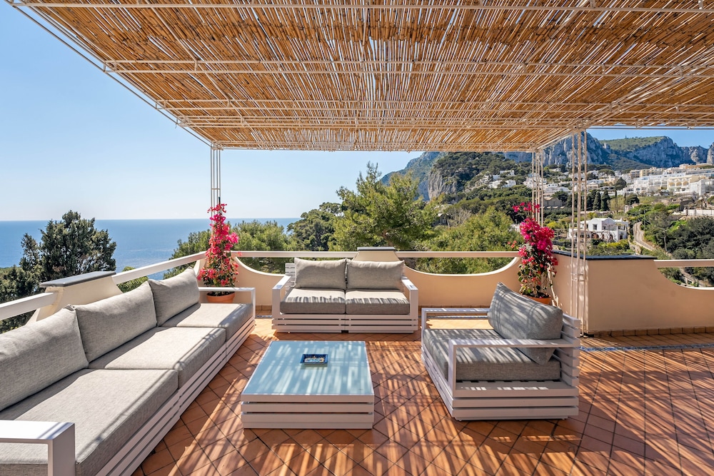 Panoramic Penthouse, 2 Bedrooms, Sea View, Tower