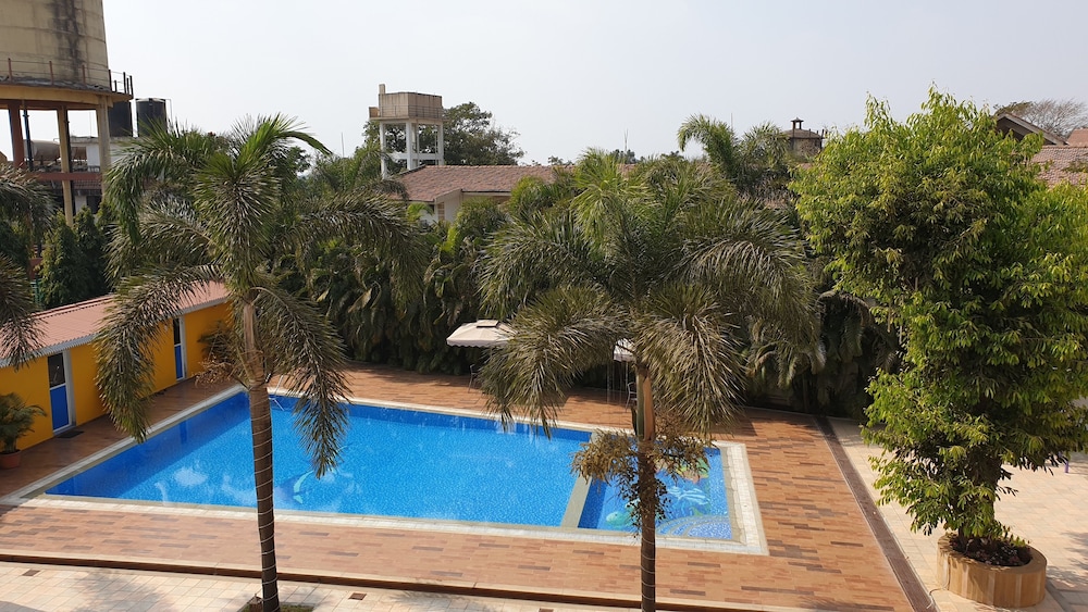 Twin Room, 2 Twin Beds, Pool View, Poolside photo 3